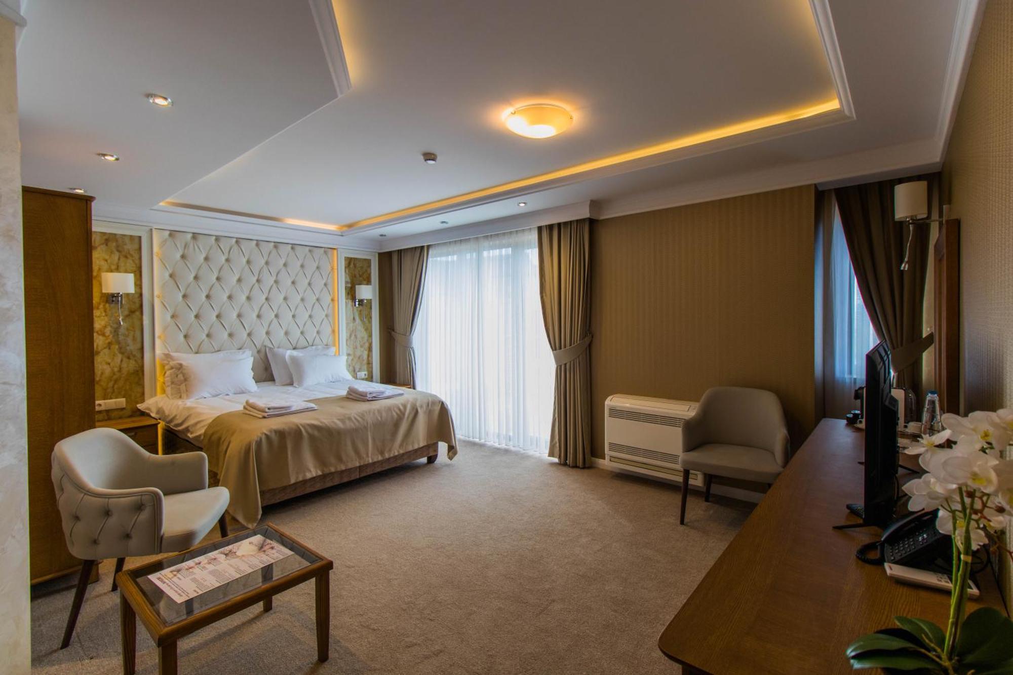 Bohemi 4* Haskovo